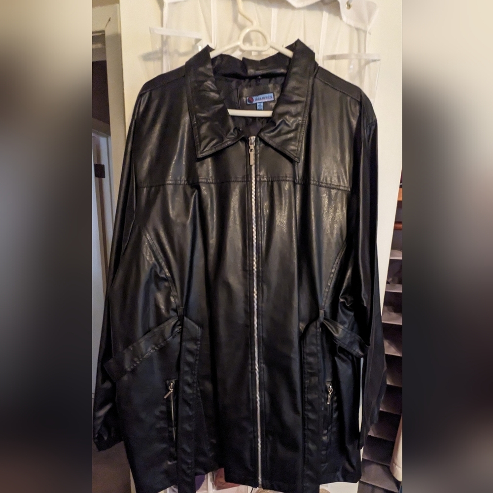 Endurance Women's Leather Jacket
